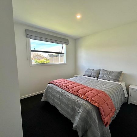 Modern Family Pad In Cromwell别墅 外观 照片
