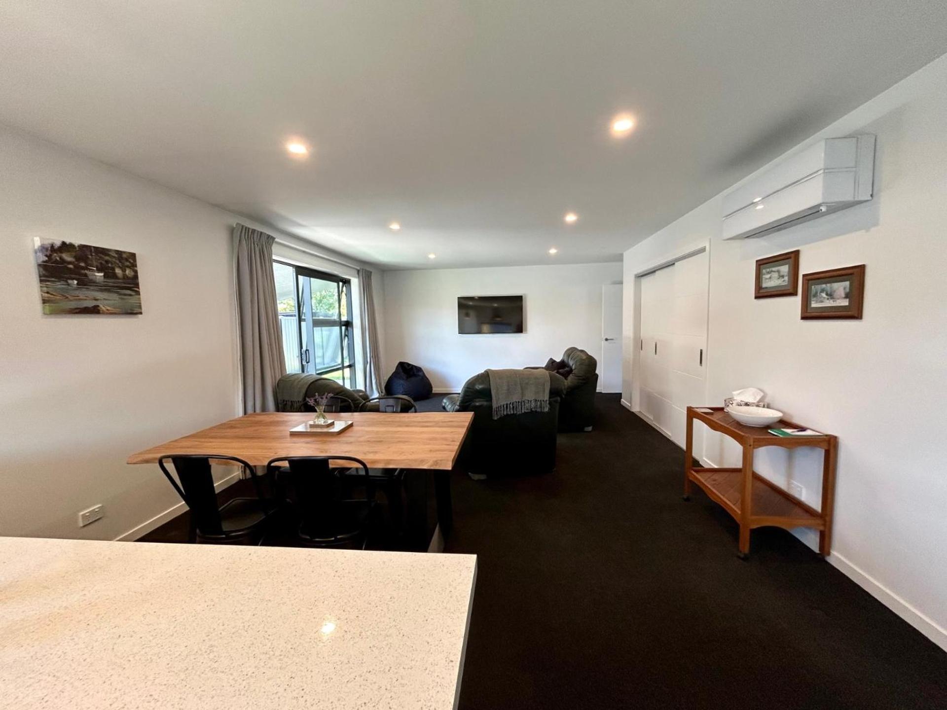 Modern Family Pad In Cromwell别墅 外观 照片